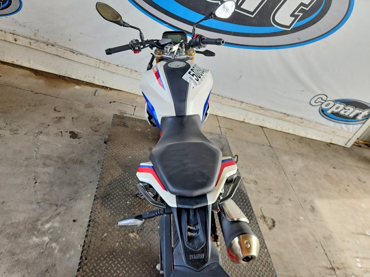 2023 BMW G310 R