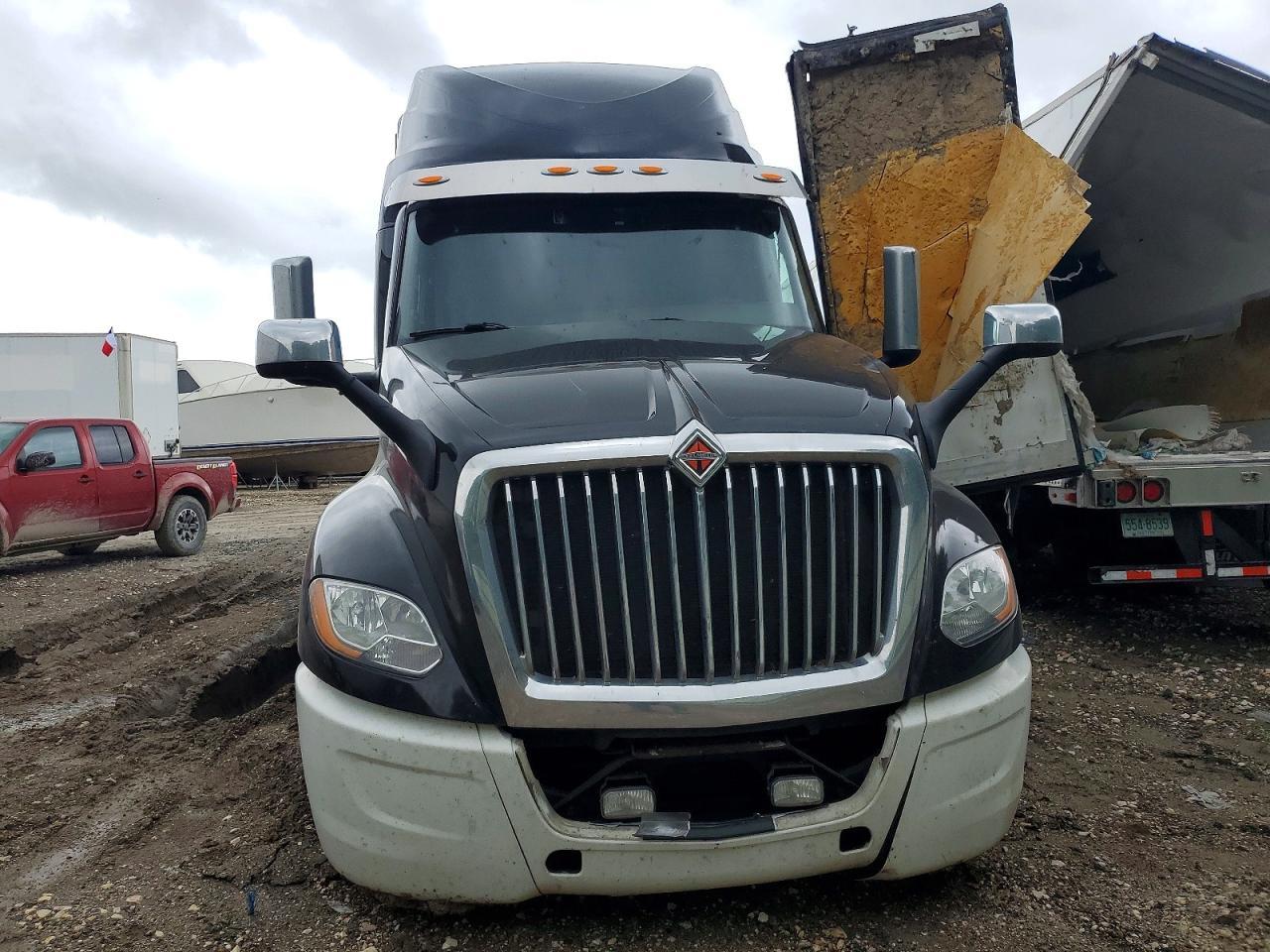 2021 International LT625 Semi Truck