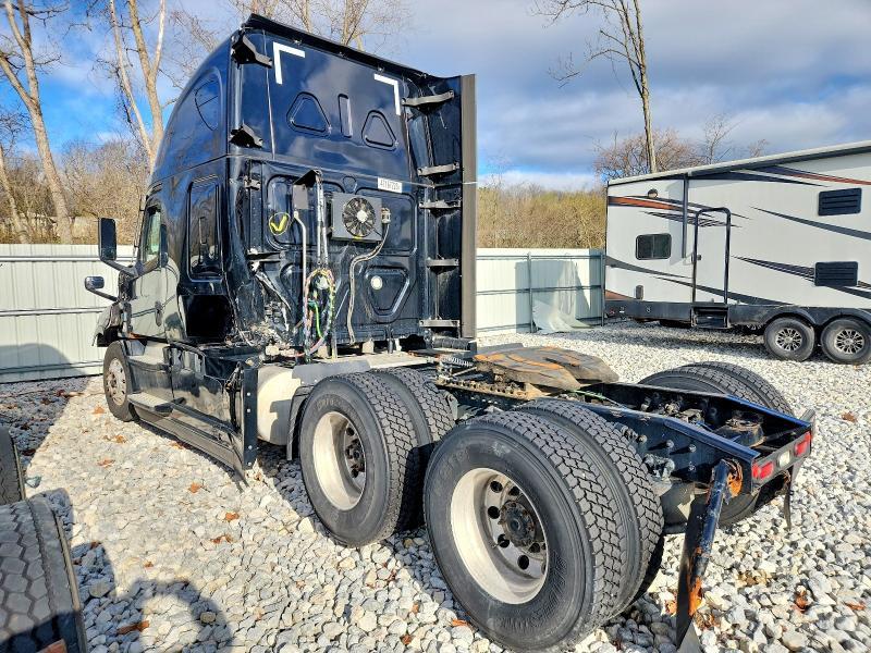 2021 Freigliner 2021 Freightliner Cascadia 126 Semi Truck