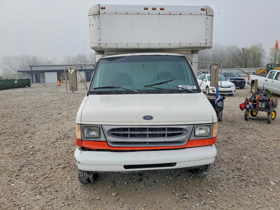 2000 Ford Econoline E350 Super Duty Cutaway Van
