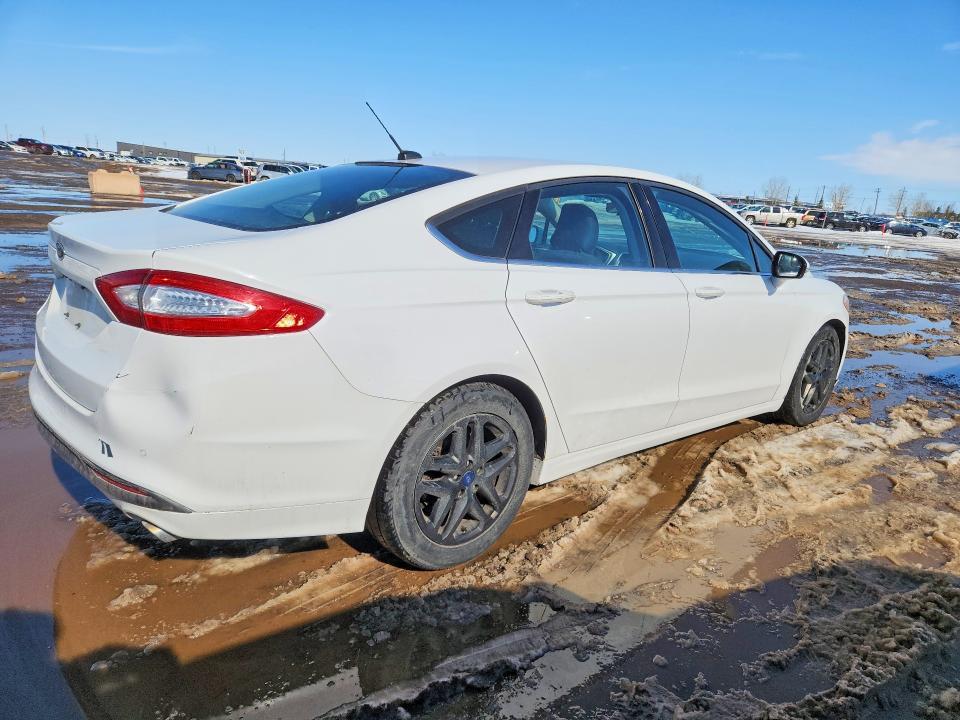 2016 Ford Fusion se
