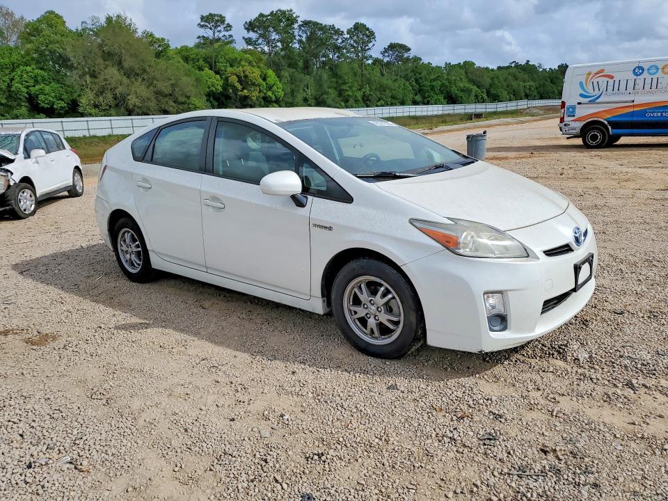 2010 Toyota Prius ii