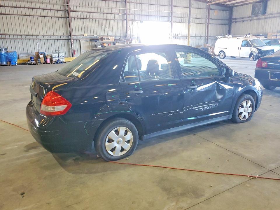 2011 Nissan Versa 1.6 Base