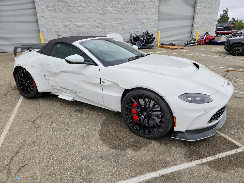 2023 Aston Martin Vantage