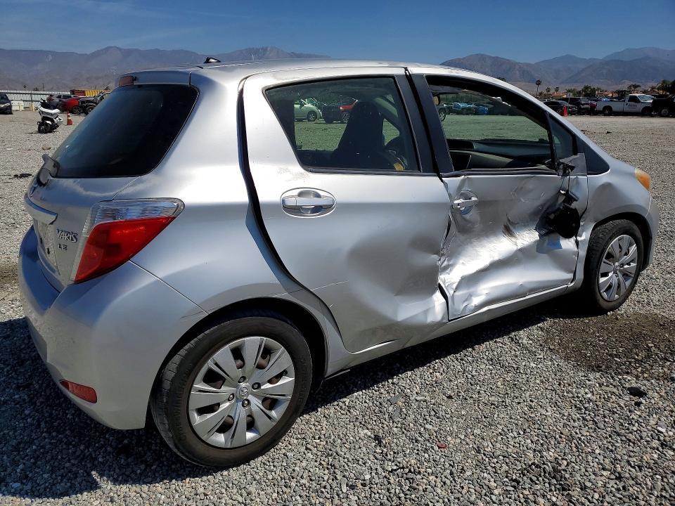 2012 Toyota Yaris 5-door le