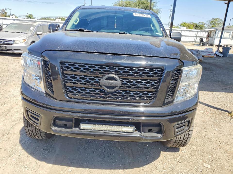 2017 Nissan Titan S