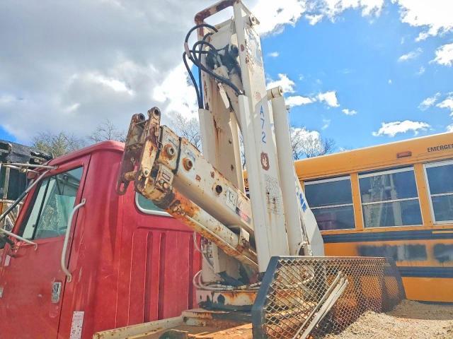1996 International 4900 Crane Truck