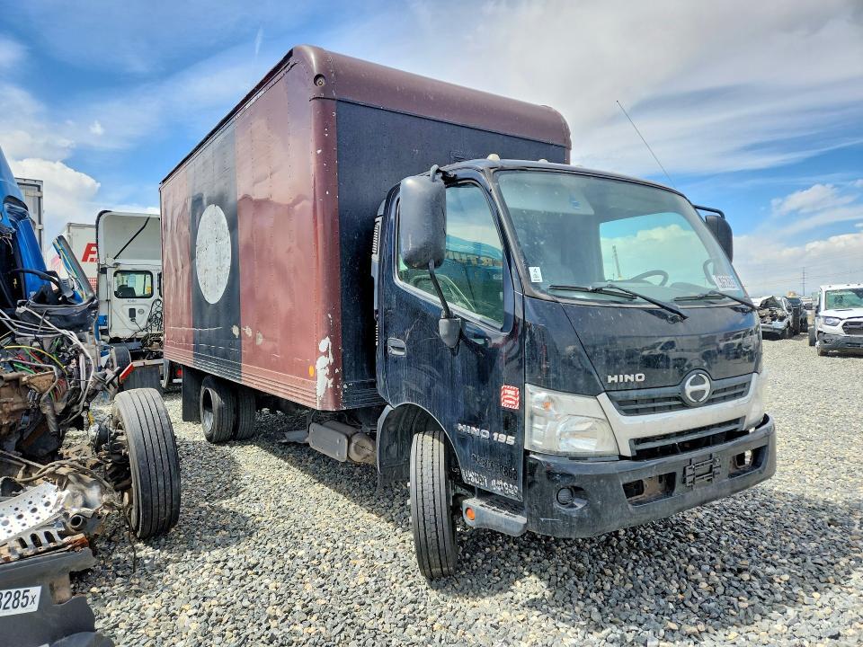 2018 Hino 195 BOX Truck