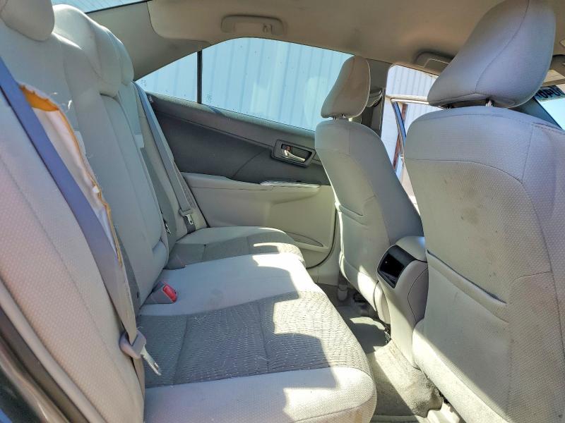 2014 Toyota Camry Hybrid le