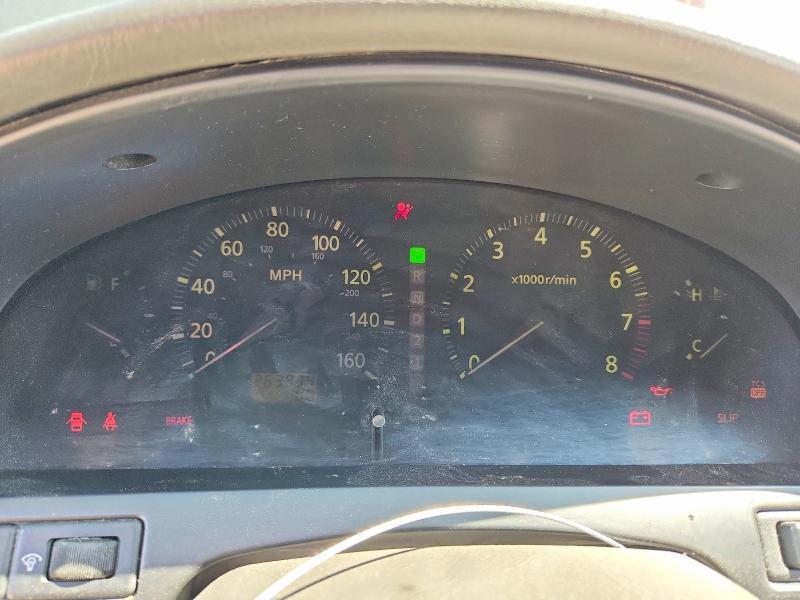 2000 Infiniti I30 Base