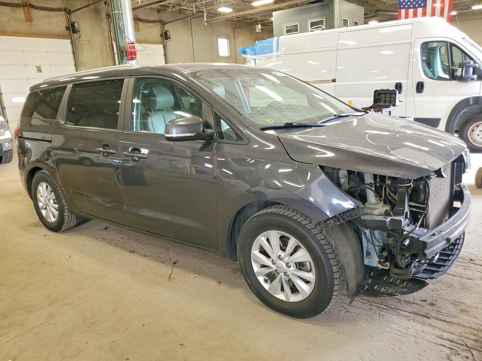 2017 KIA Sedona lx