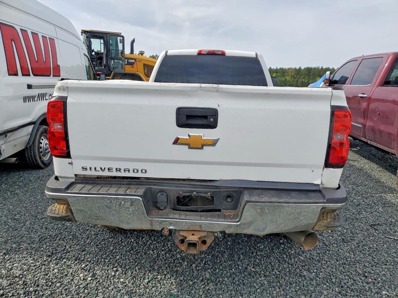 2016 Chevrolet Silverado C2500 Heavy Duty
