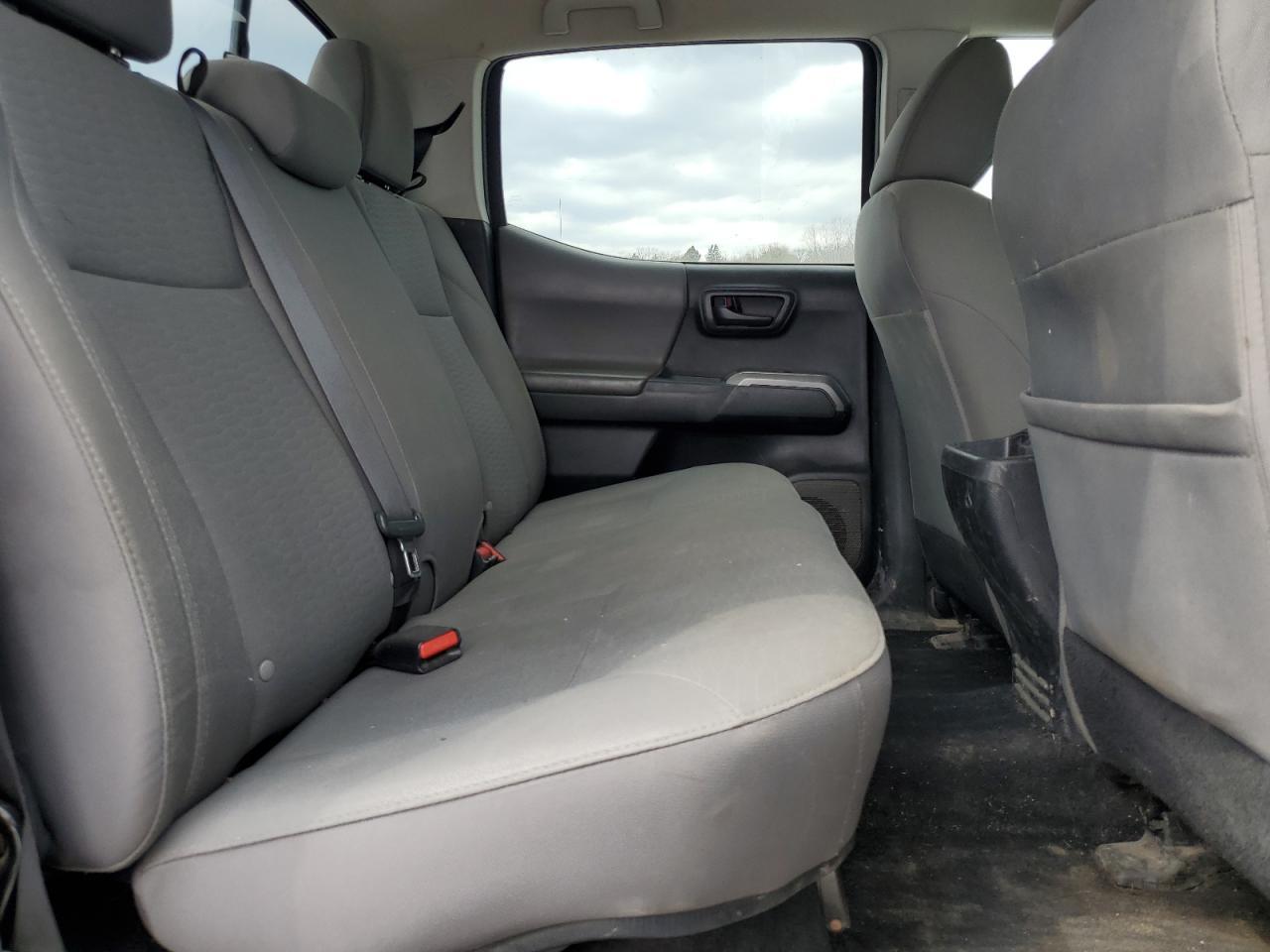 2017 Toyota Tacoma SR5 V6