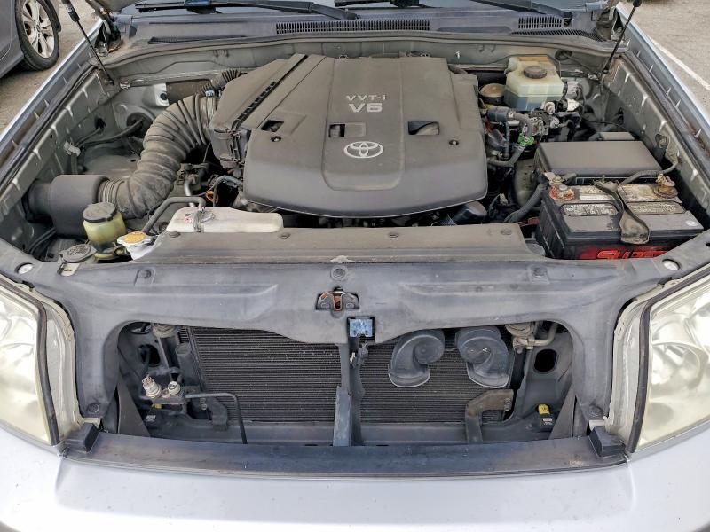 2004 Toyota 4runner SR5