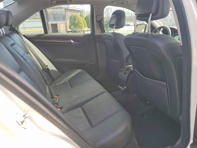 2009 Mercedes-Benz C300