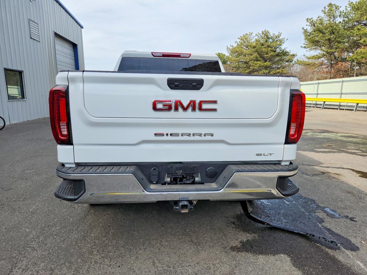 2026 GMC Sierra K1500 SLT