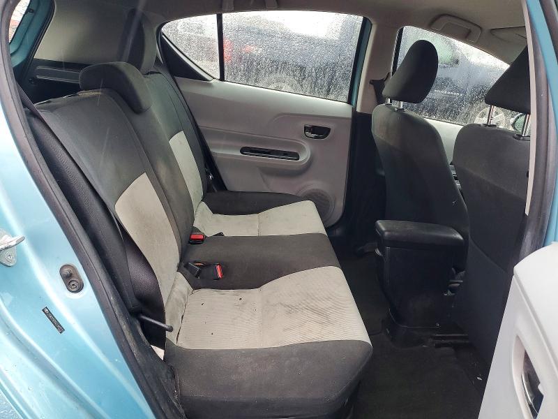 2013 Toyota Prius c Three