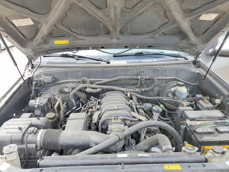 2005 Toyota Sequoia SR5