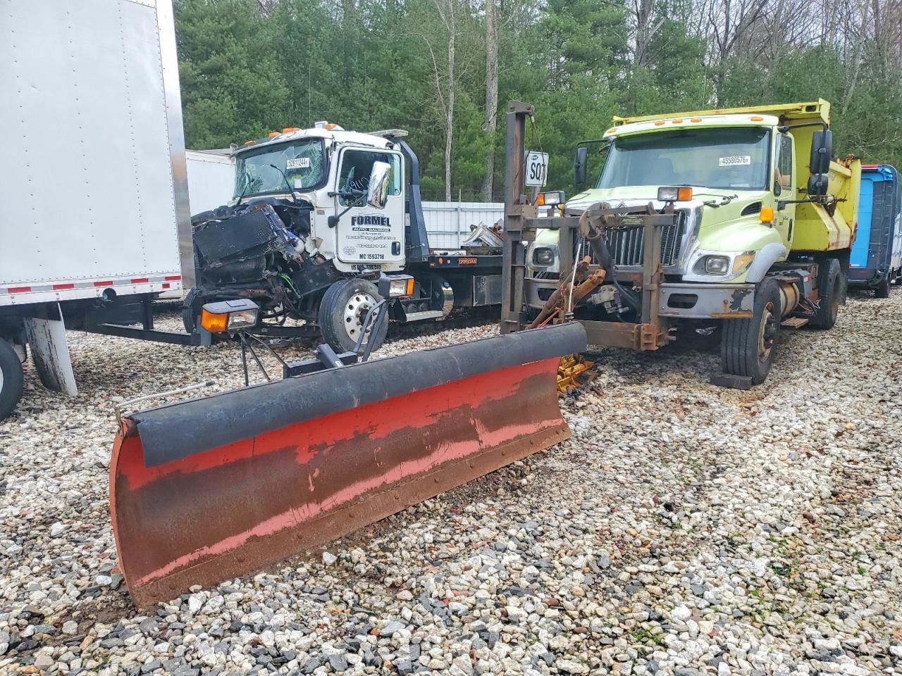 2006 International 7400 Dump Truck