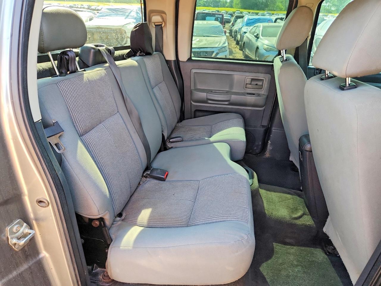 2010 Dodge Dakota SXT