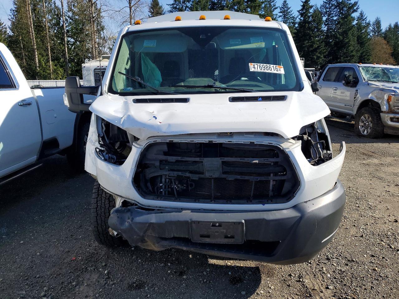 2018 Ford Transit Utility / Service Truck