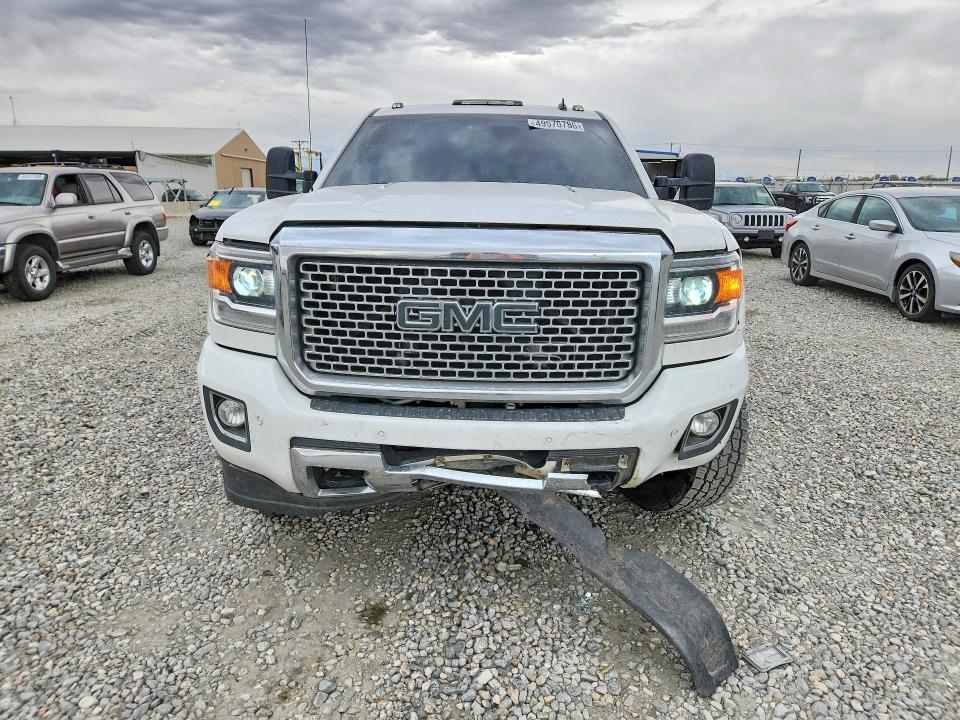 2015 GMC Sierra K2500 Denali