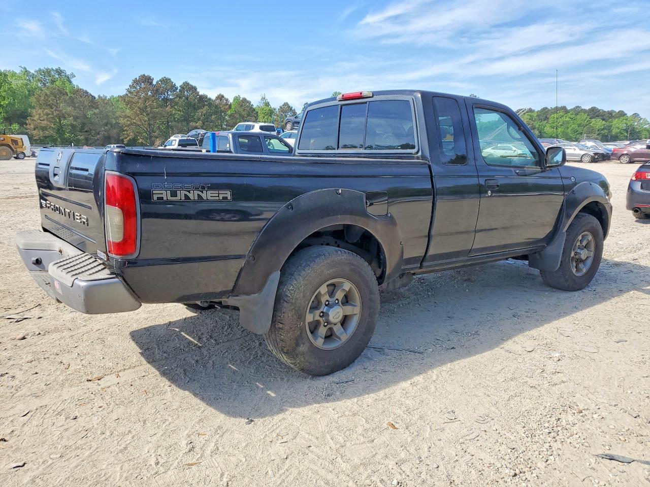 2003 Nissan Frontier XE-V6 Desert Runner