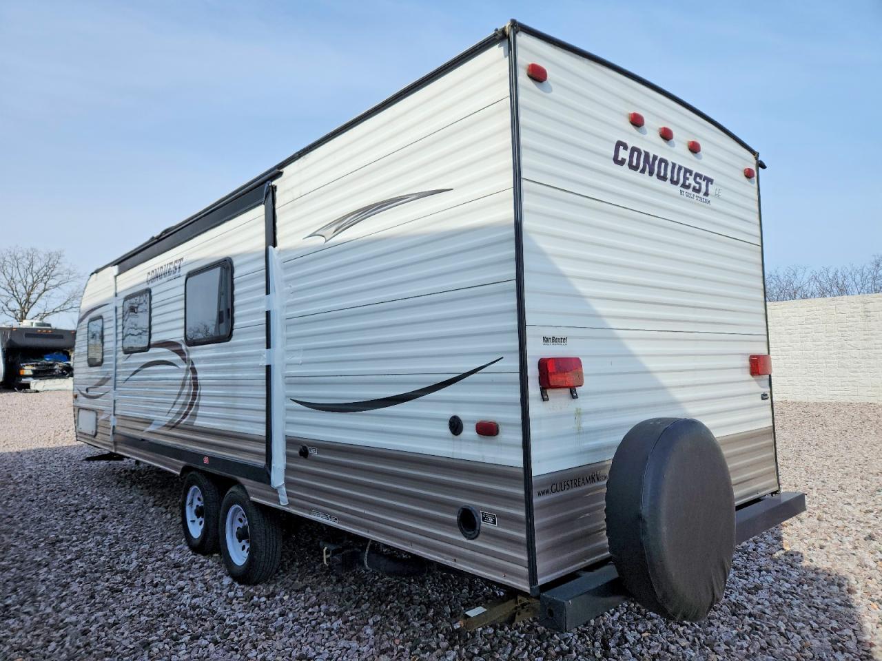 2015 Gulf Stream Conquest Camper