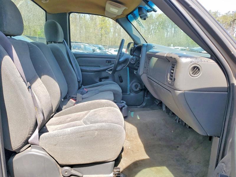 2004 Chevrolet Silverado C1500