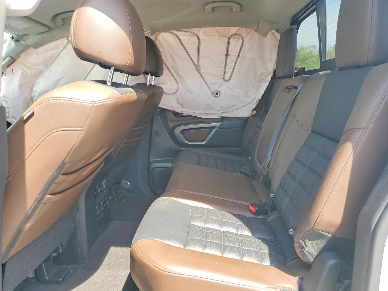 2017 Nissan Titan Platinum Reserve