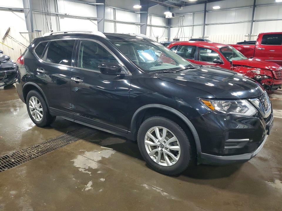2018 Nissan Rogue sv