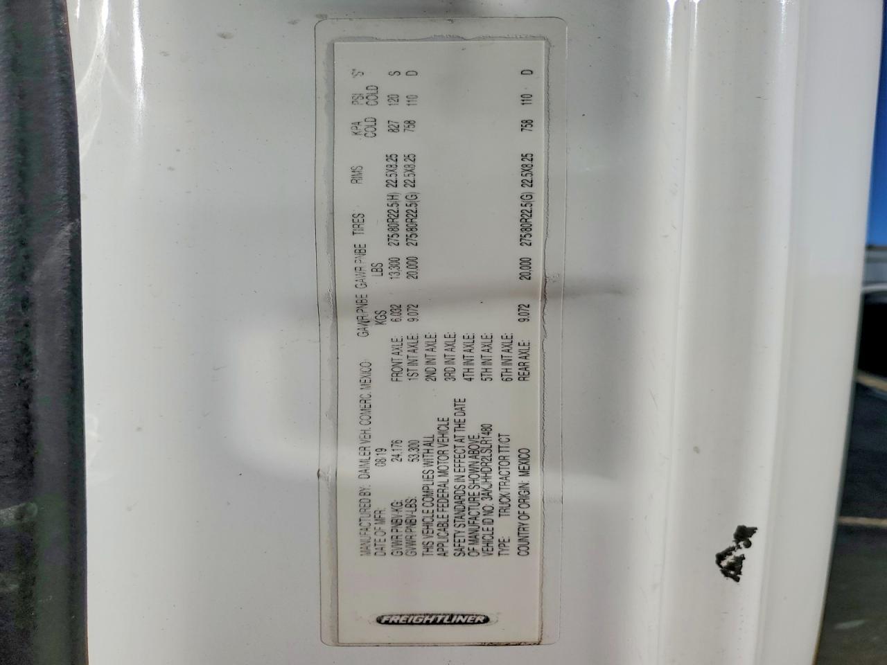 2020 Freigliner 2020 Freightliner Cascadia 126 Semi Truck