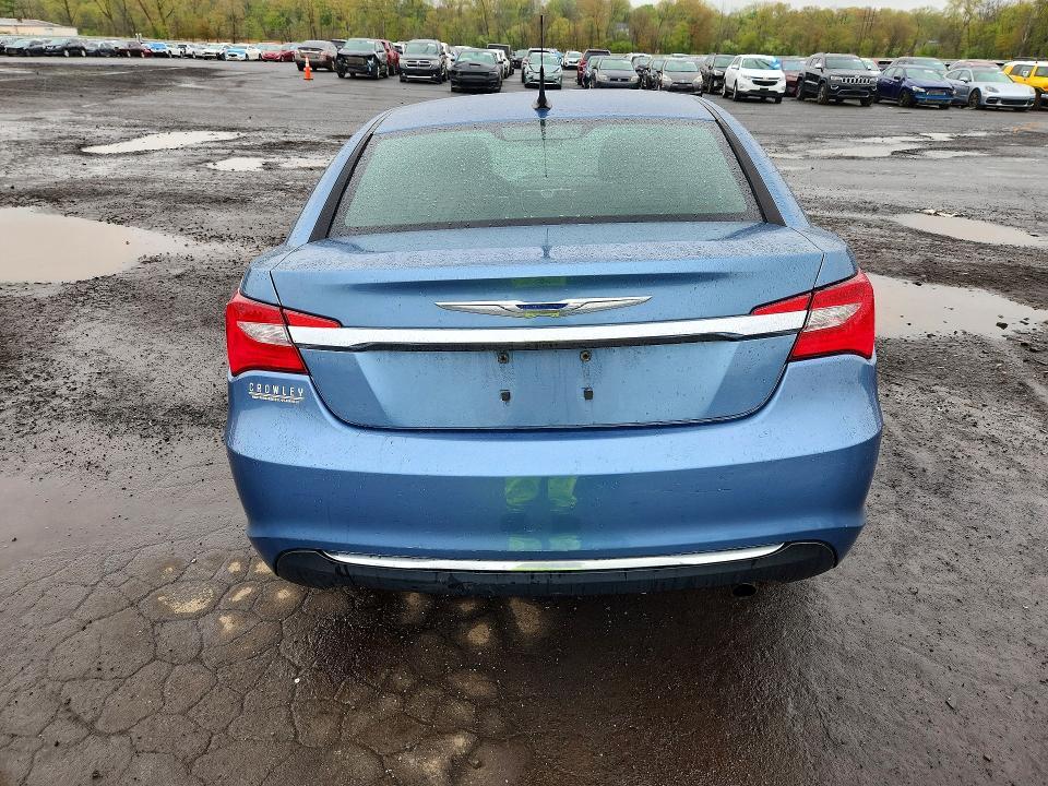 2011 Chrysler 200 Touring
