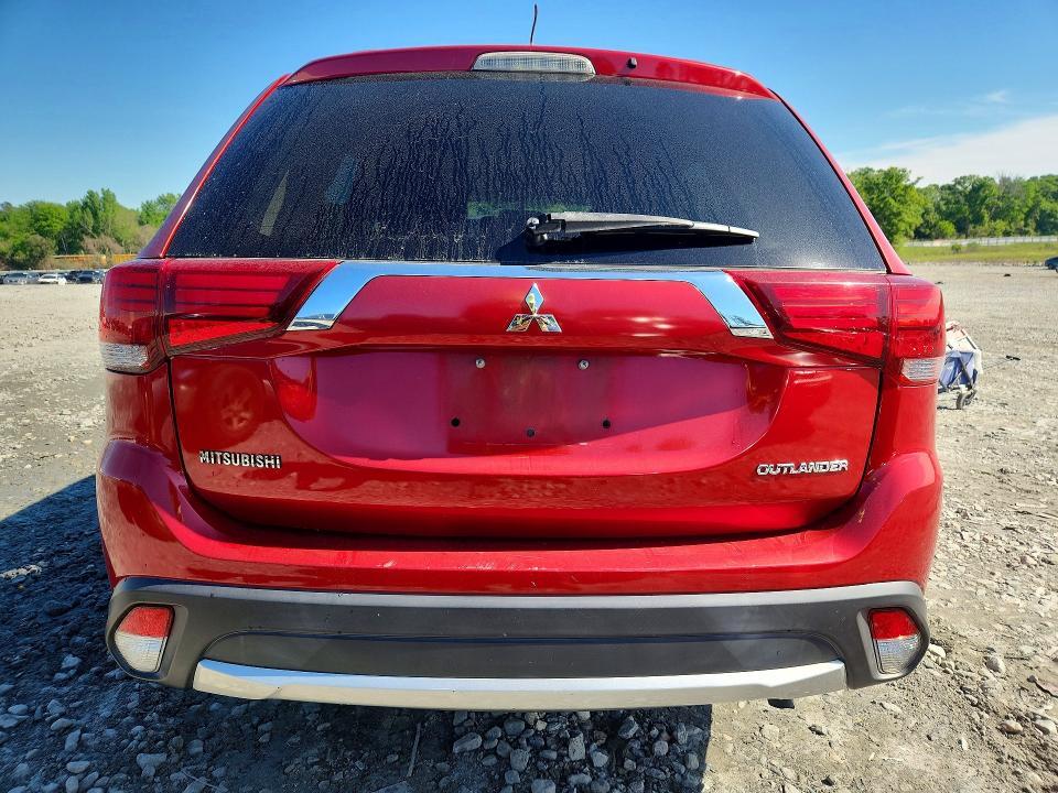 2016 Mitsubishi Outlander es