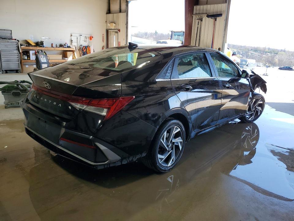 2025 Hyundai Elantra sel