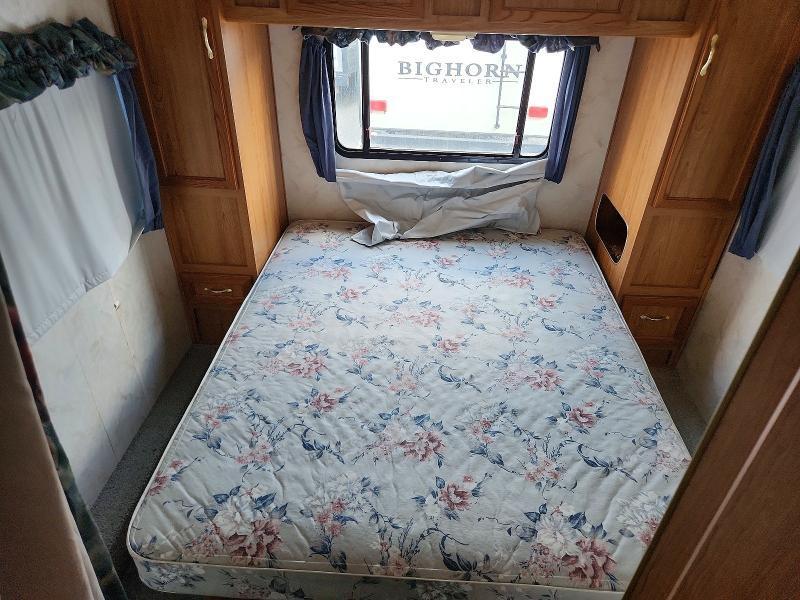 1997 Ford Econoline E450 Super Duty Cutaway van rv