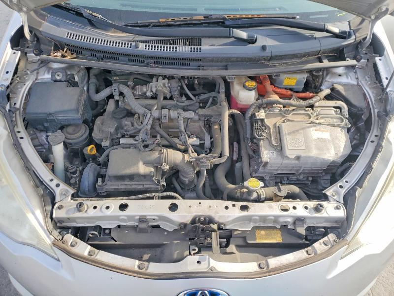 2014 Toyota Prius c two