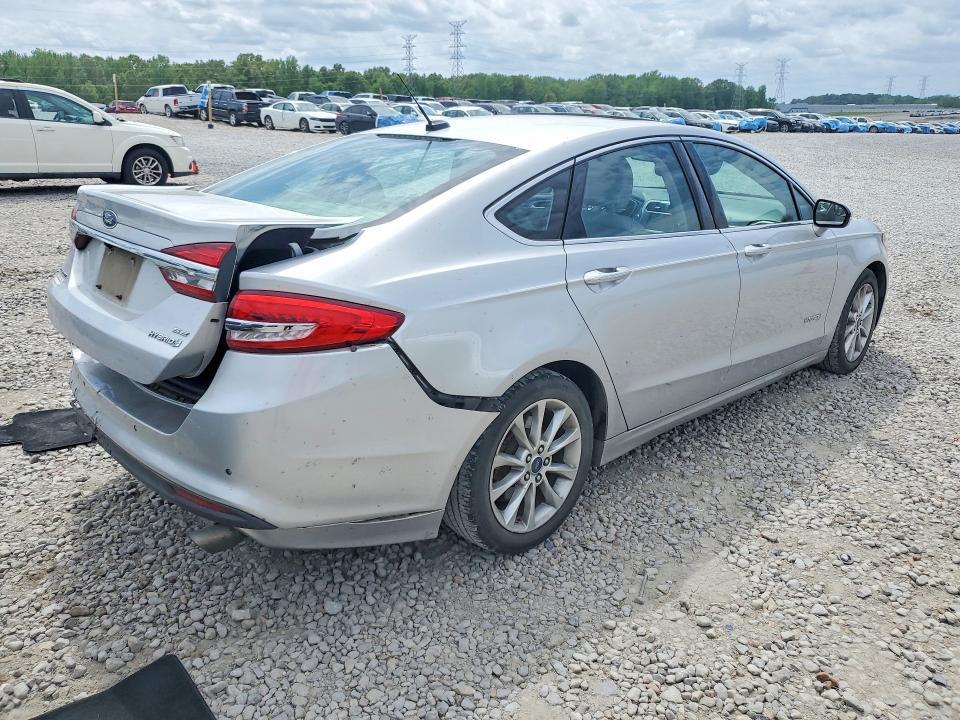 2017 Ford Fusion se Hybrid
