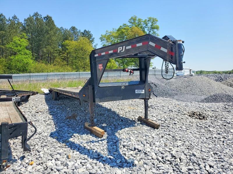 2022 Pjtm 2022 PJ Gooseneck 3F492 Equipment Trailer
