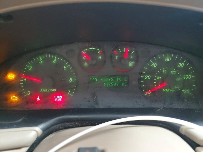 2004 Ford Taurus se