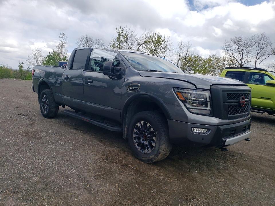 2023 Nissan Titan xd sv