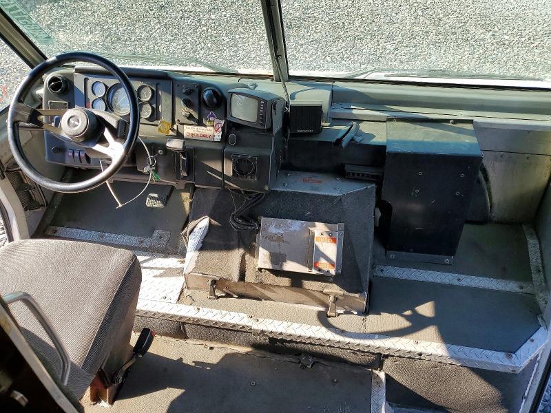 1999 Freightliner MT45G Delivery Truck