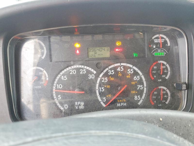 2014 Freigliner 2014 Freightliner Business Class M2 BOX Truck