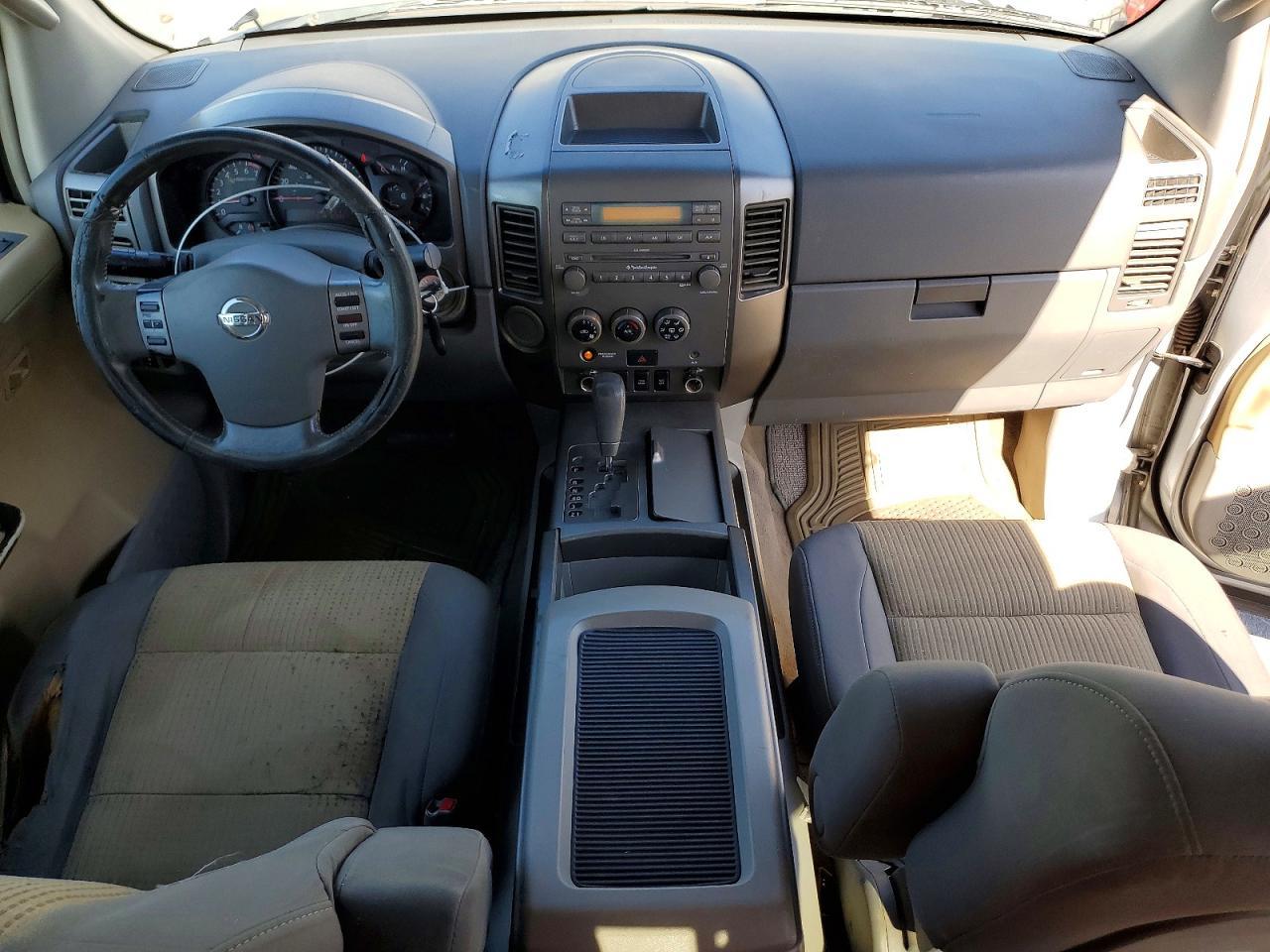 2004 Nissan Titan XE