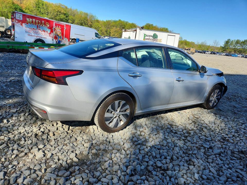 2020 Nissan Altima s