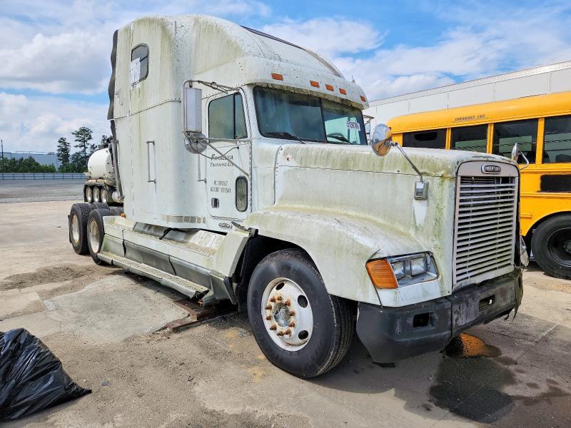 1999 Freightliner Conventional FLD120