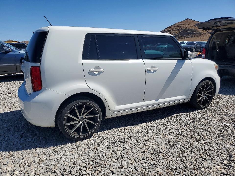 2010 Scion XB