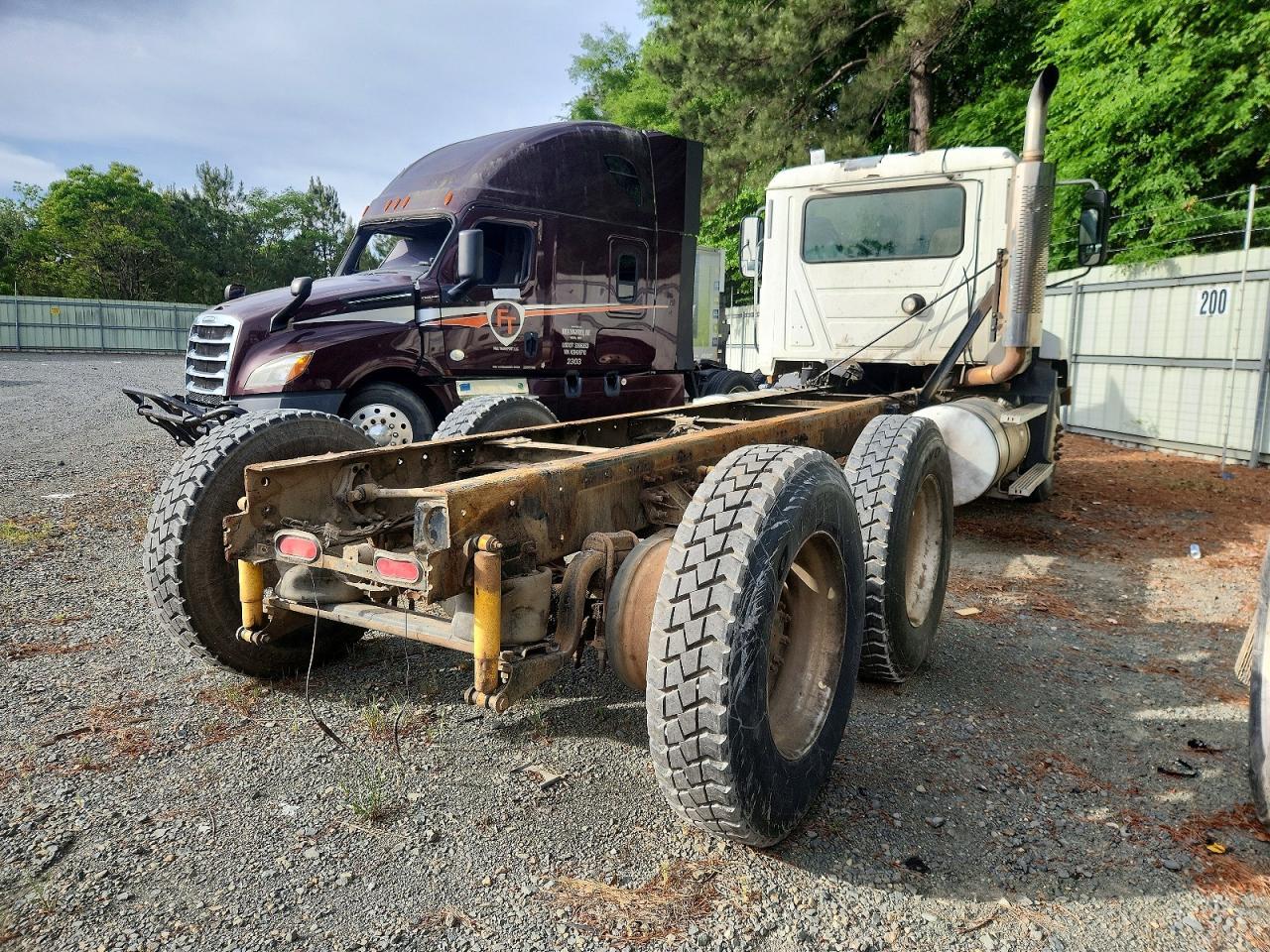 2007 Mack CXN600 Truck Cab AND Chassis