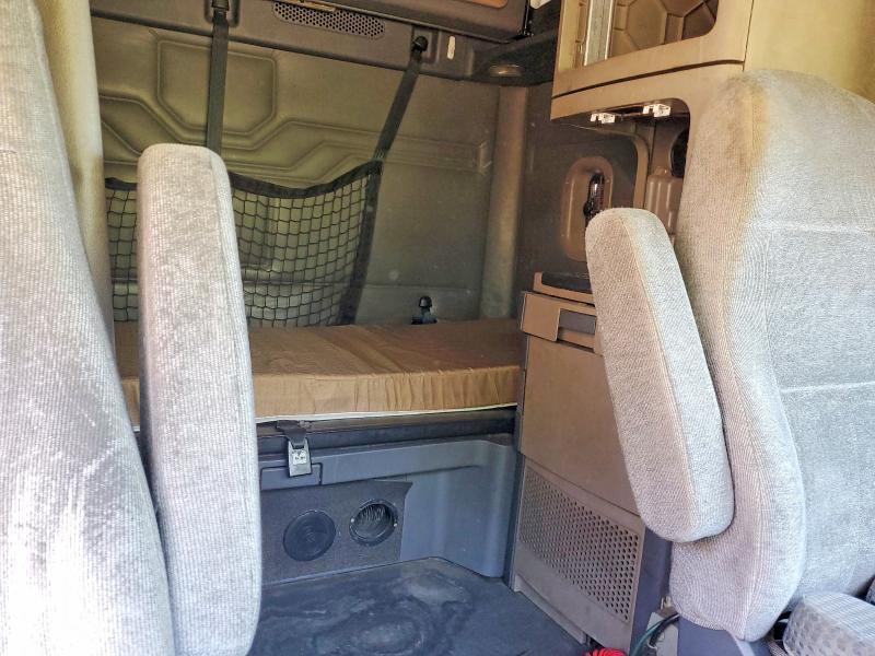 2011 Freigliner 2011 Freightliner Cascadia Semi Truck