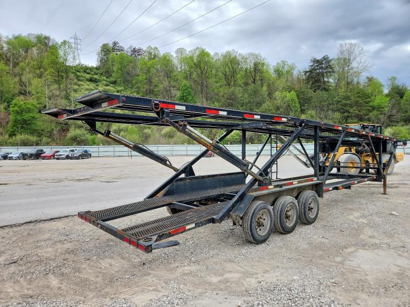 2022 Texas Bragg 2022  Carhauler-Car Carrier